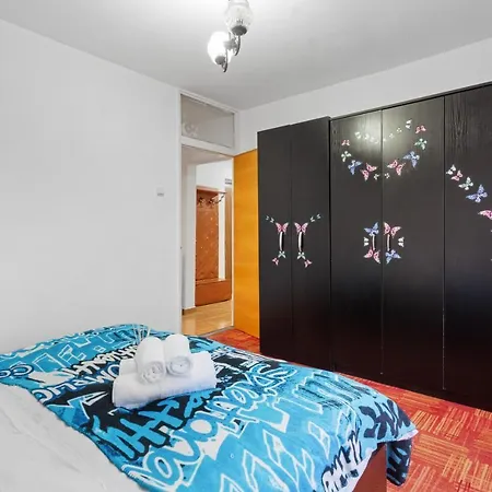 Dristor Large And Cozy