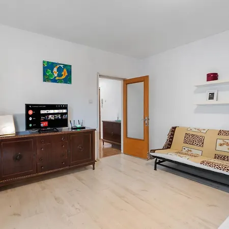 Dristor Large And Cozy Apartament Bukareszt